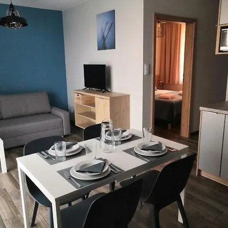 דירה Apartments, *